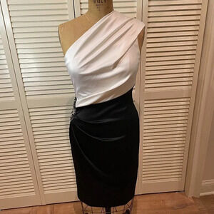 JESSICA HOWARD EVENINGS Mini Dress One Shoulder  White/Black Size 10
